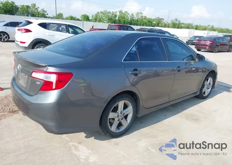 2014 Toyota Camry Se z USA, uszkodzony, nr VIN 4T1BF1FKXEU359728